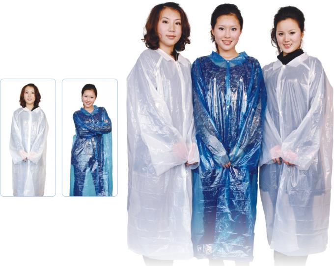 Tierra - capas plásticas disponibles amistosas del laboratorio, capas blancas disponibles