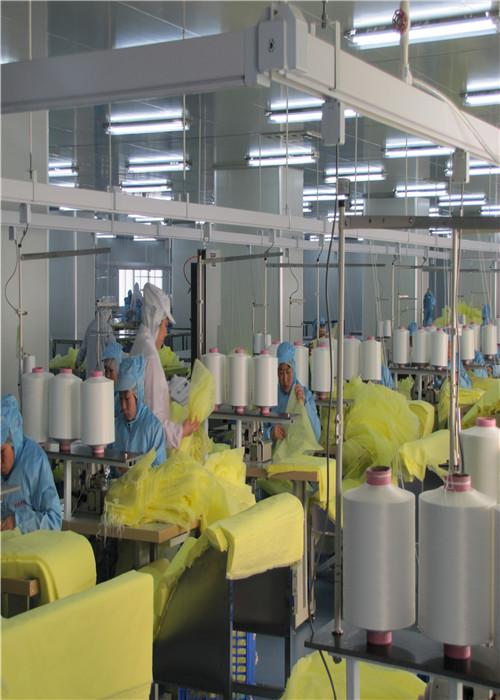 El aislamiento médico multicolor viste revestido polivinílico con resistente flúido